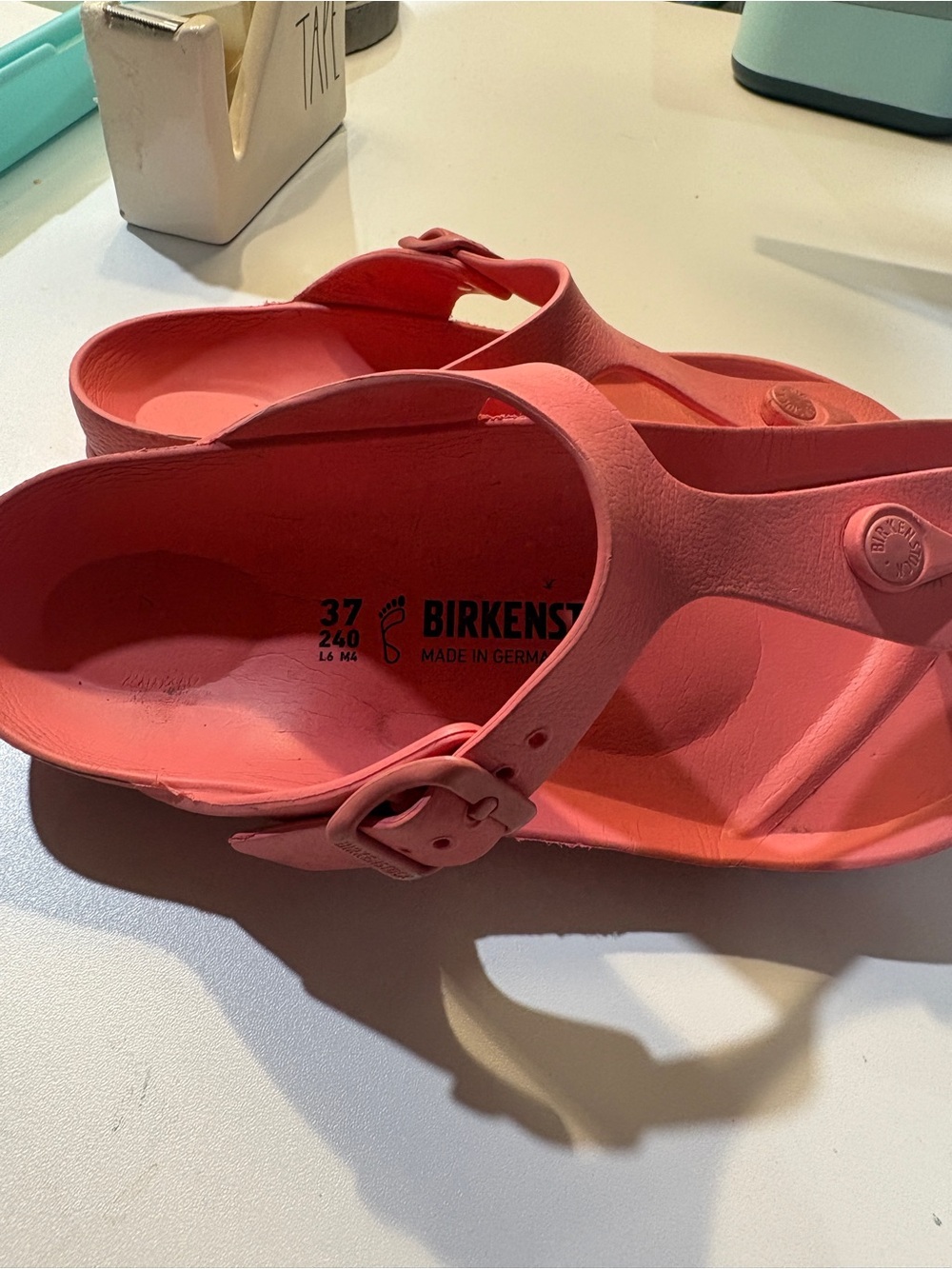 Birkenstock Pink Thong Sandal Slip-Ons - Picture 2 of 4